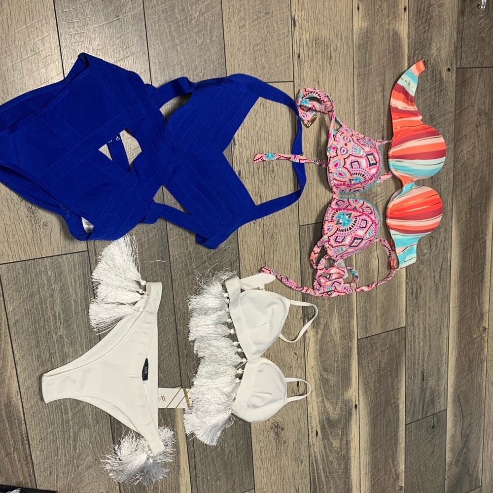 Bathing suit bundle fashion nova